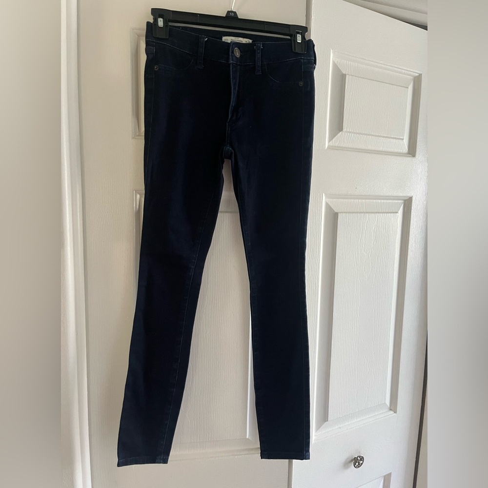 Ladies Abercrombie & Fitch 00S jegging jeans dash wash stretchy EUC. W24 x L27